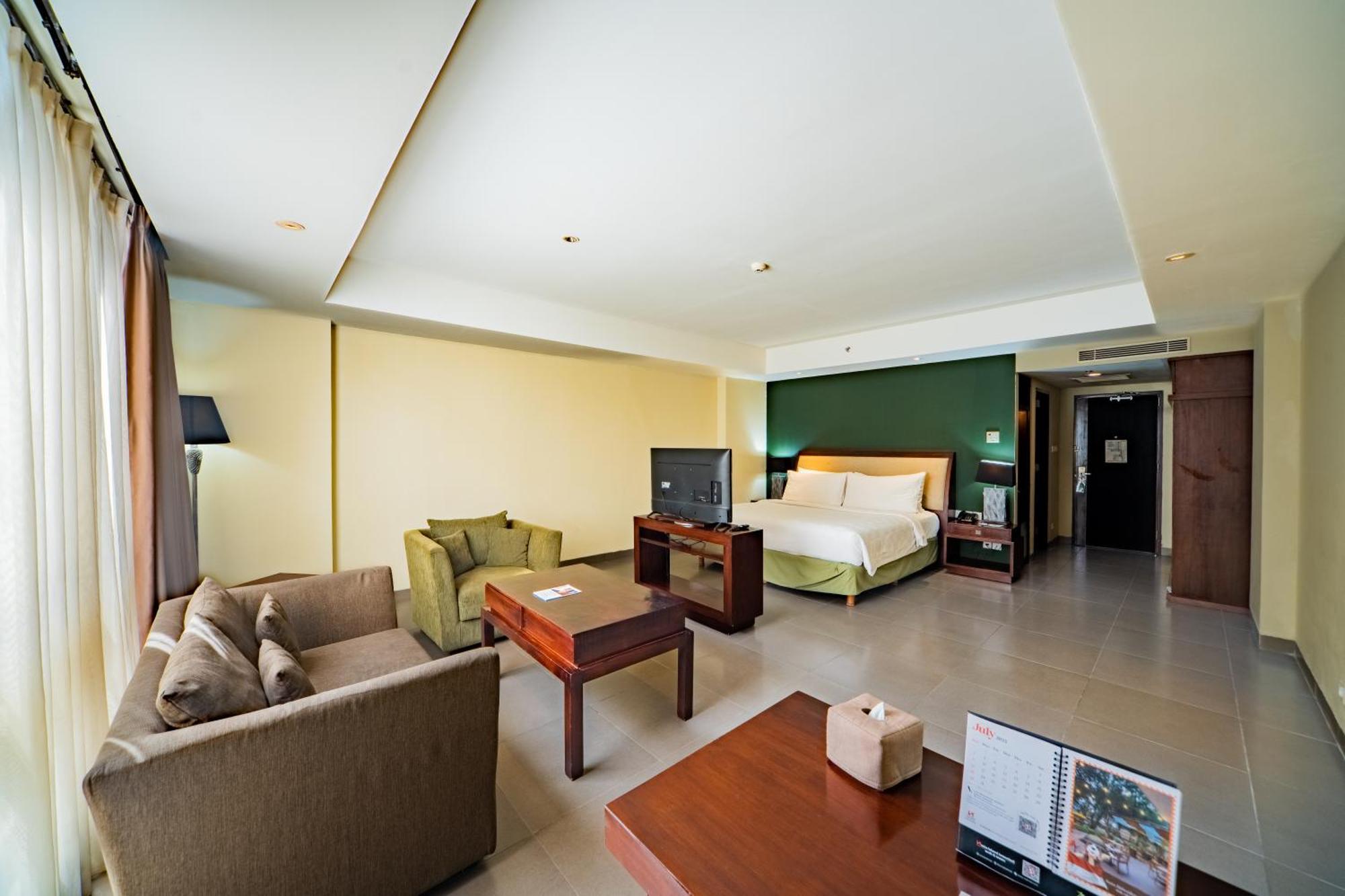 Swiss-Belhotel Rainforest Kuta Lombok Exterior foto